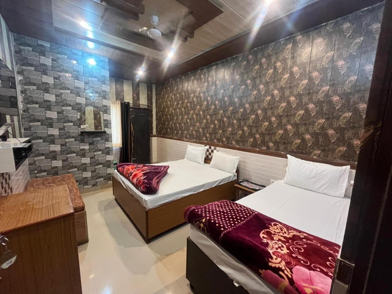 Hotel Aapno Shyam And Restaurant Khatu Bagian luar foto