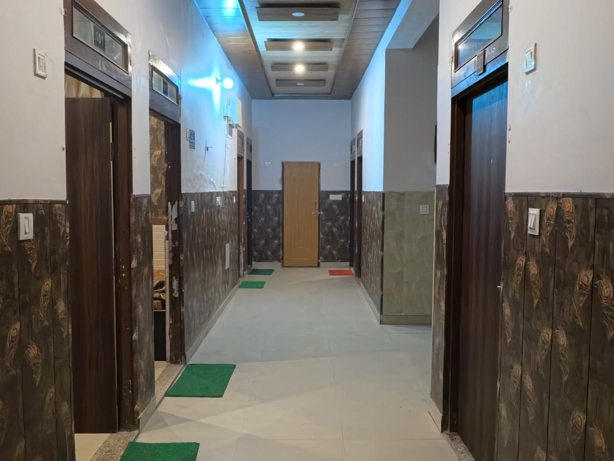 Hotel Aapno Shyam And Restaurant Khatu Bagian luar foto